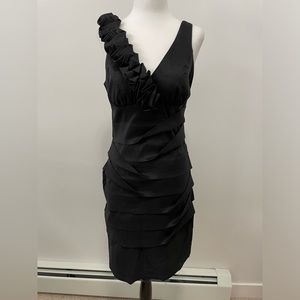 Le Chateau Black Pleated Tier Cocktail Dress - Size 7/8